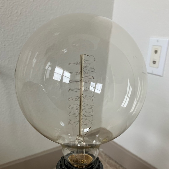 Lot of 8 incandescent globe lightbulbs - Picture 5 of 5